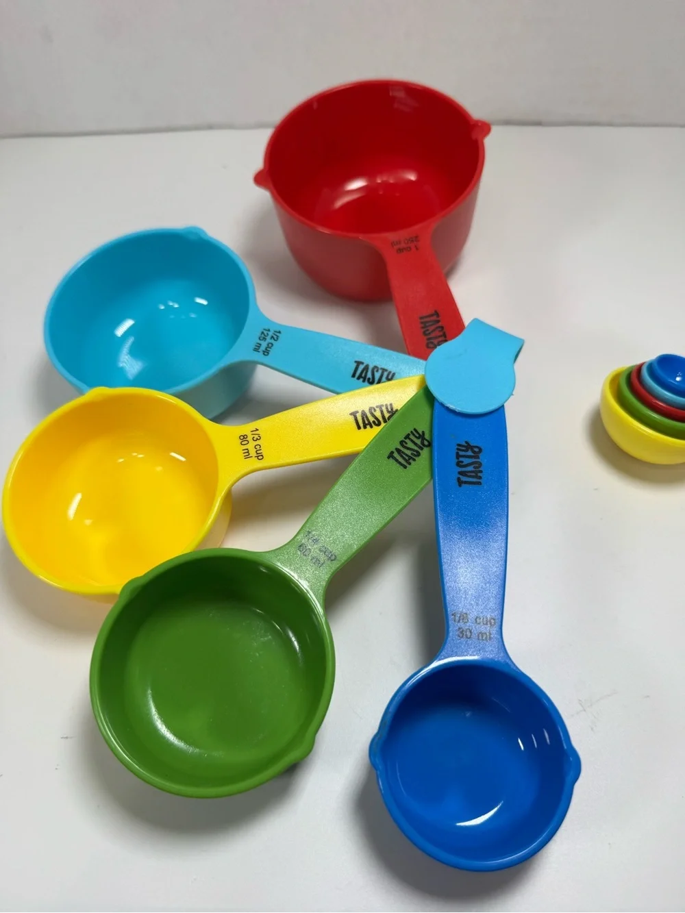 Tasty Brand Multicolor Measuring Cup and Spoon Set